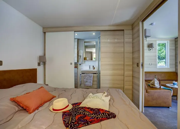 4p 2bdrms Airconpremium Camping *